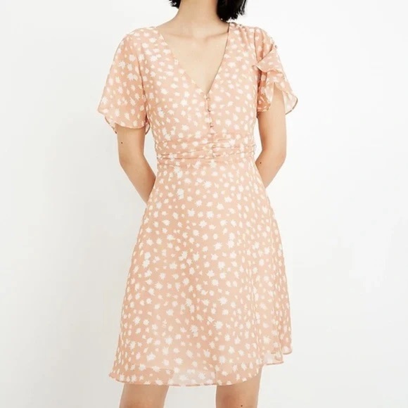 Madewell Apricot Star Print Dress - Size 6 - cinched waist - Picture 1 of 13